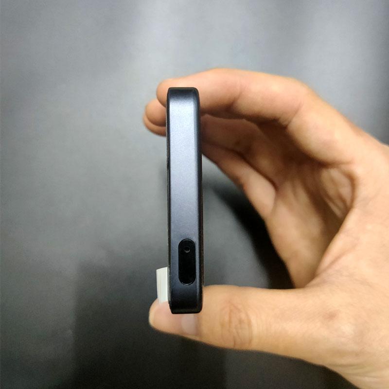 Duoqin F22 PRO פרופיל צד Duoqin F22 PRO – פרופיל צד דק וחיבור USB Type-C